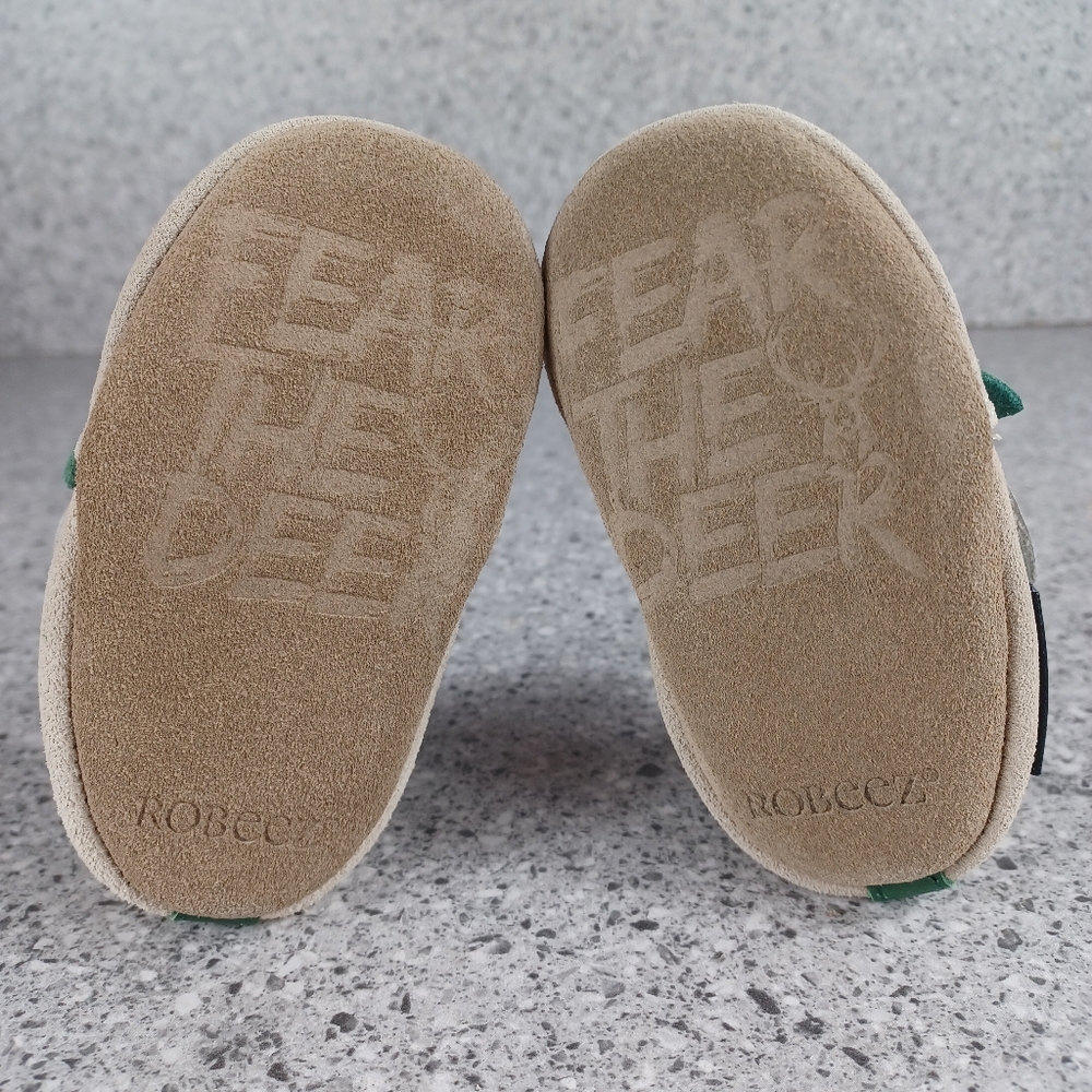 NBA Milwaukee Bucks Robeez Infant Baby Soft Shoes 0-6 months or 12-18 months - Picture 7 of 13